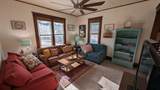 610 Sawyer Street - Photo 2