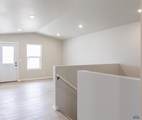 333 Valley Drive - Photo 12