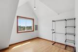 611 Railroad Avenue - Photo 22