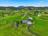 3035 Meadow Lane - Photo 7