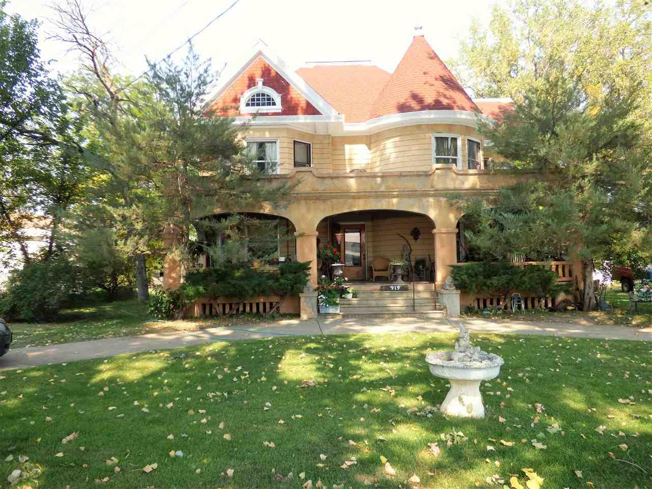 919 State St. - Photo 1