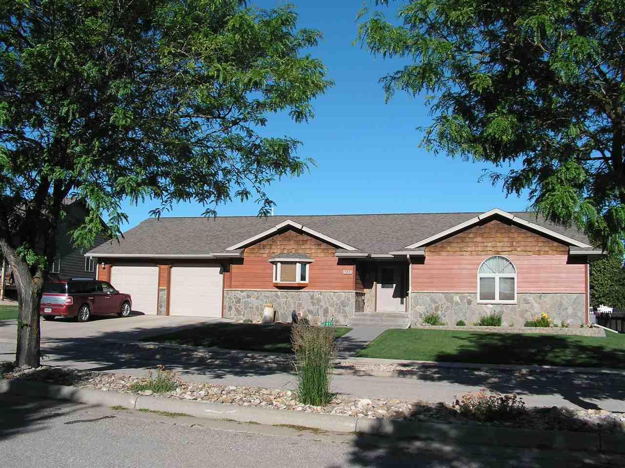 505 Aspen Drive - Photo 1