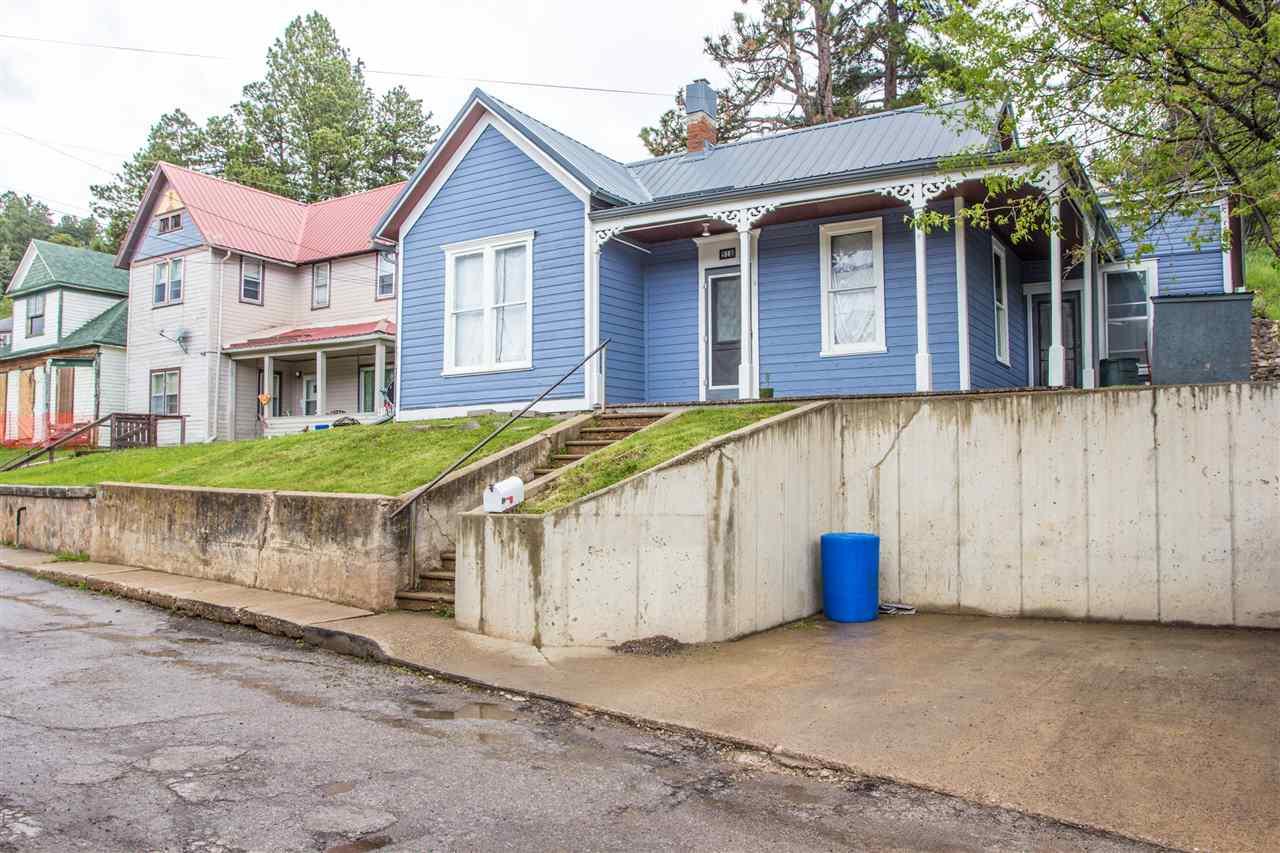 518 Railroad Avenue - Photo 1