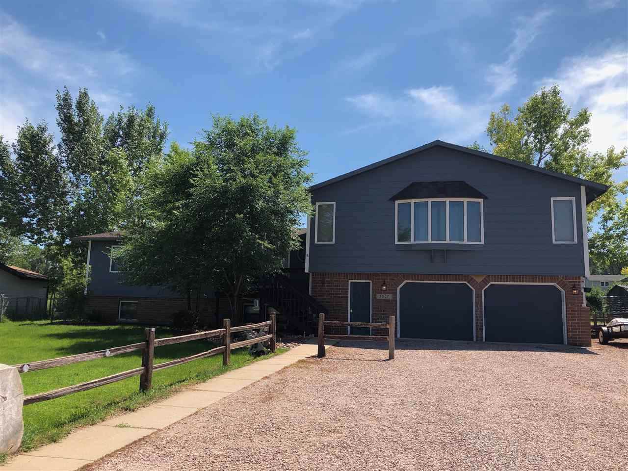 5807 Oak Court - Photo 1