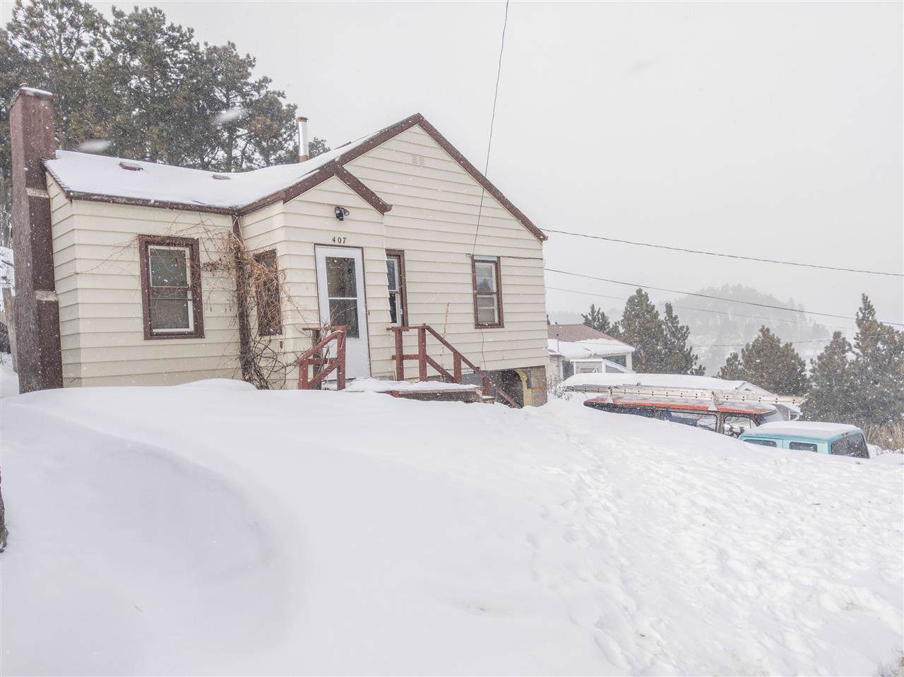 407 Spark Street - Photo 1