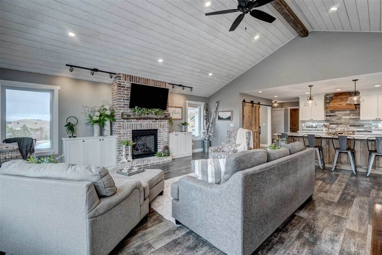5305 Chateaux Ridge - Photo 1