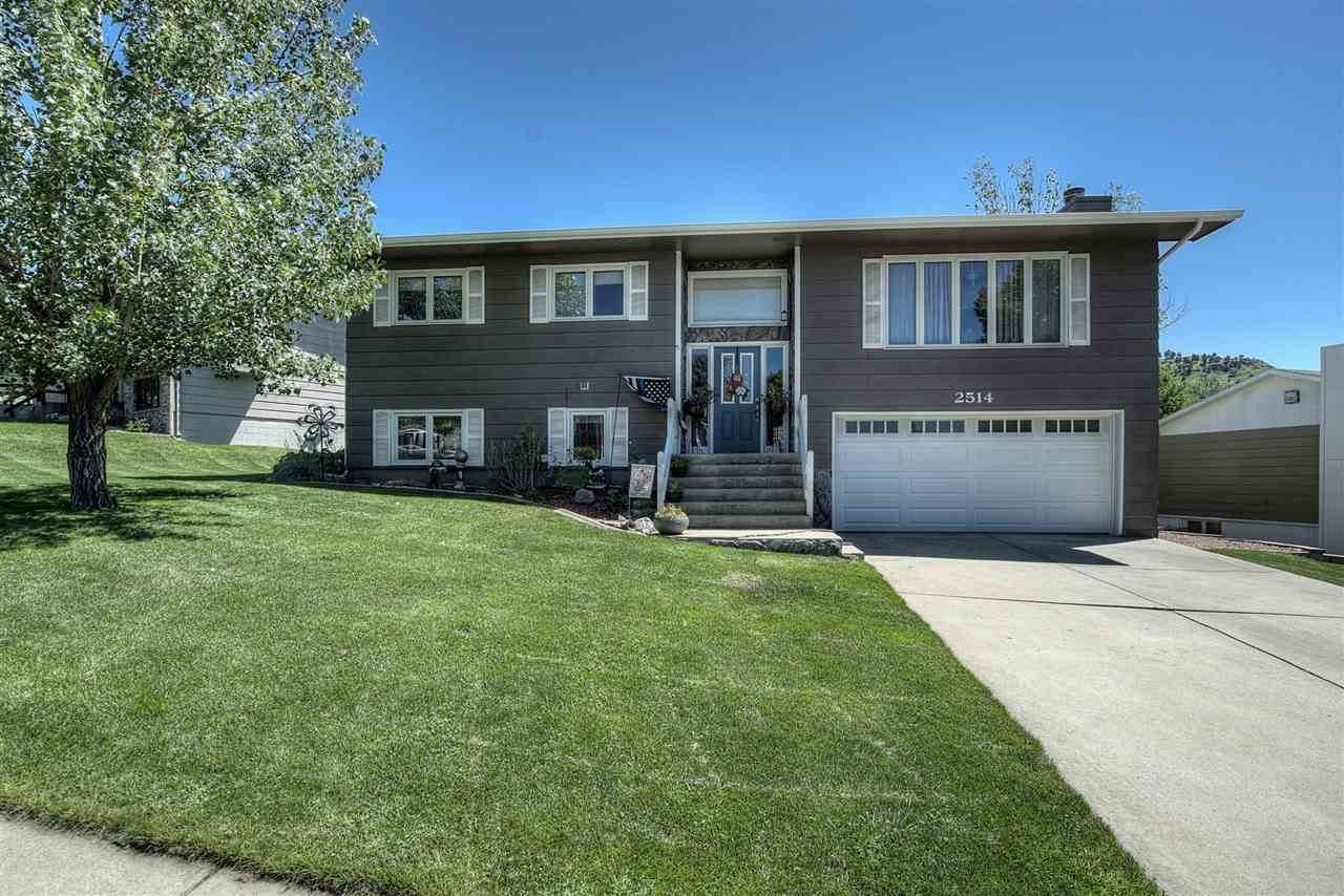 2514 Tomahawk Road - Photo 1