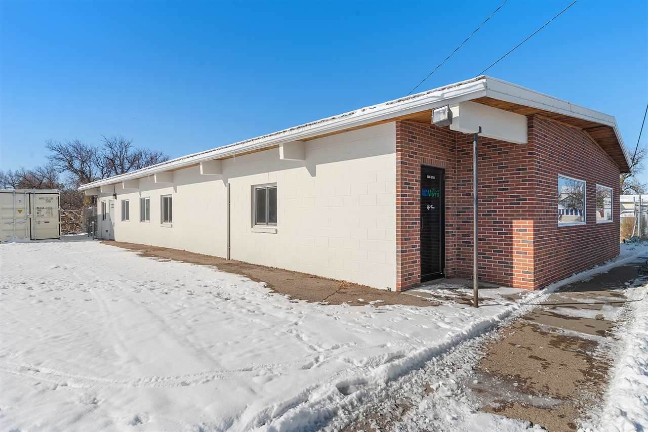 310 Roundup Street - Photo 1