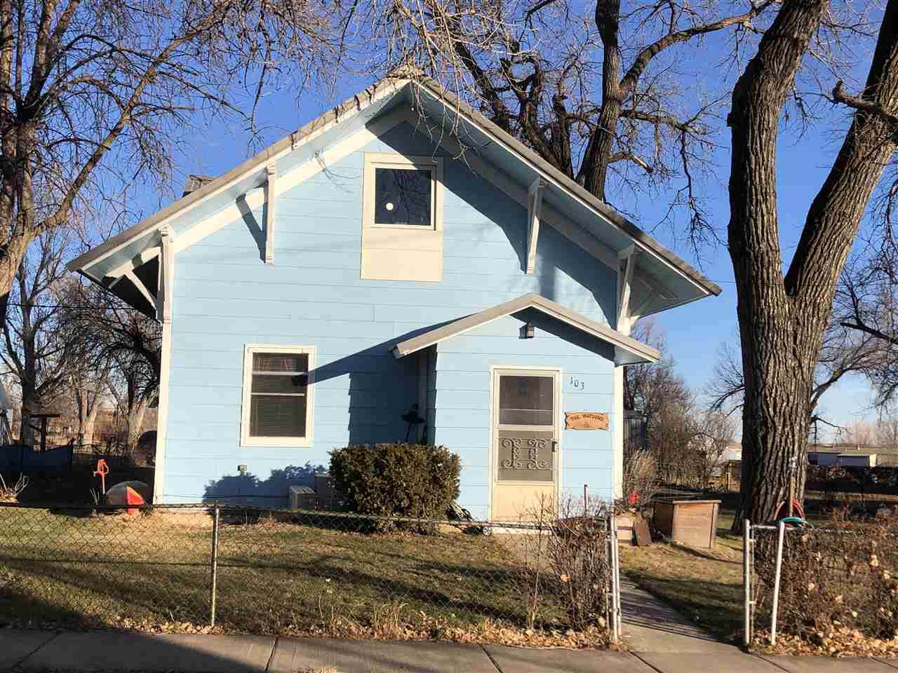 103 Artesian Street - Photo 1