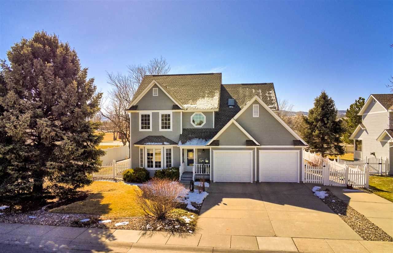 215 Union Street - Photo 1