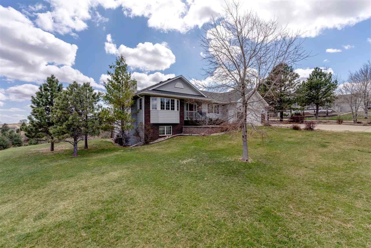 1035 Enchantment Road - Photo 1