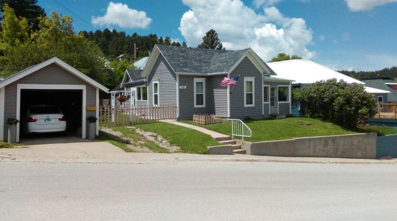 519 Mill Street - Photo 1