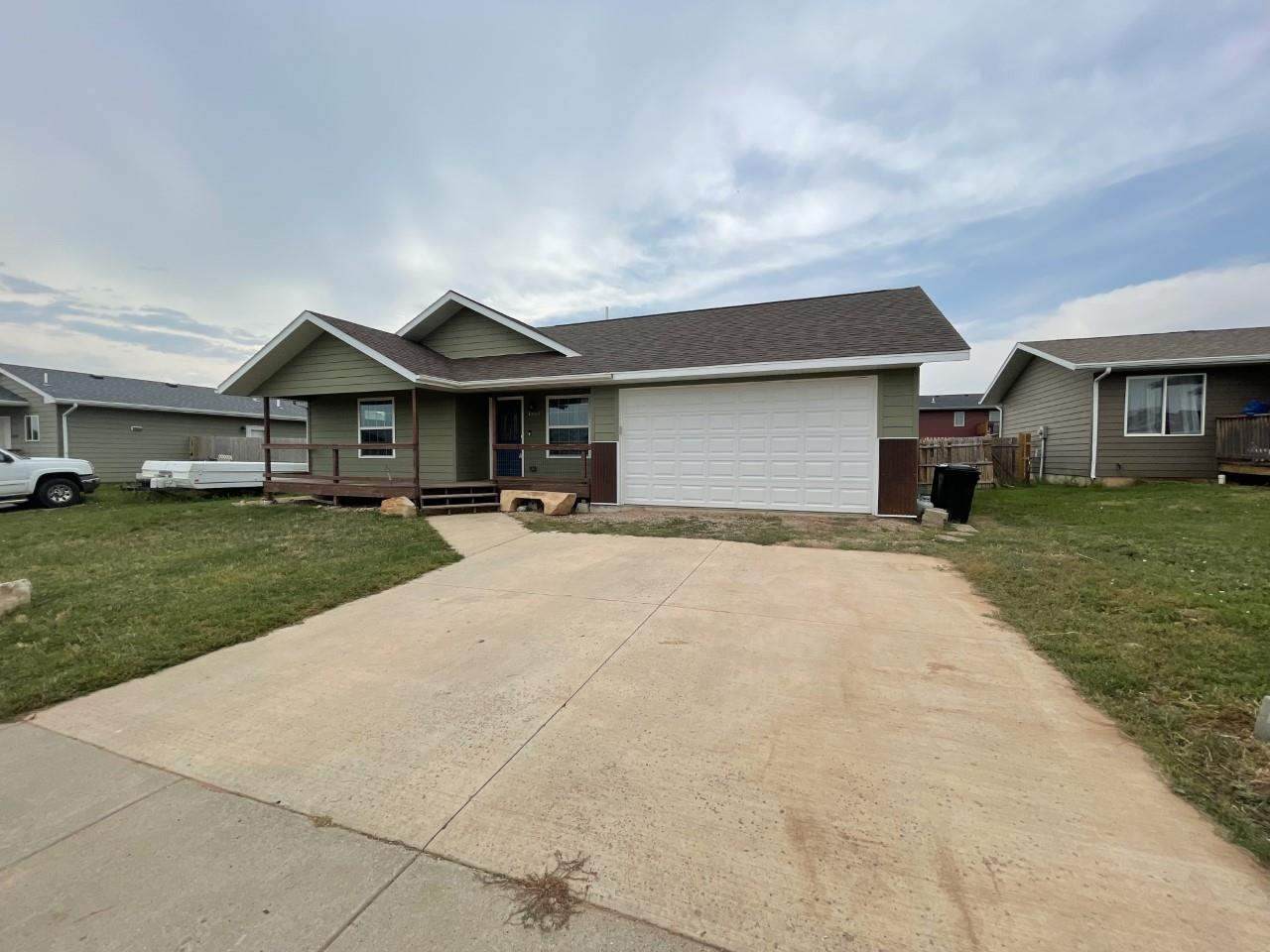 1905 River View Circle - Photo 1