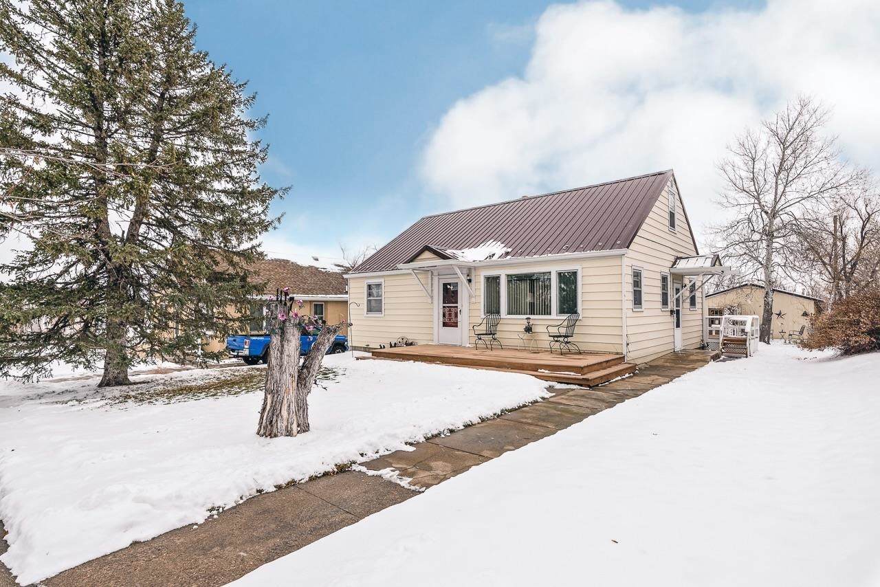 1117 12th Avenue - Photo 1