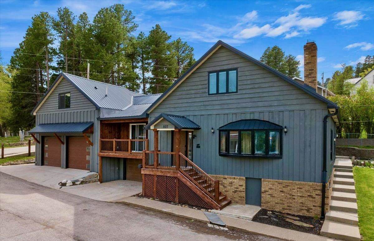 507 Gold Street - Photo 1