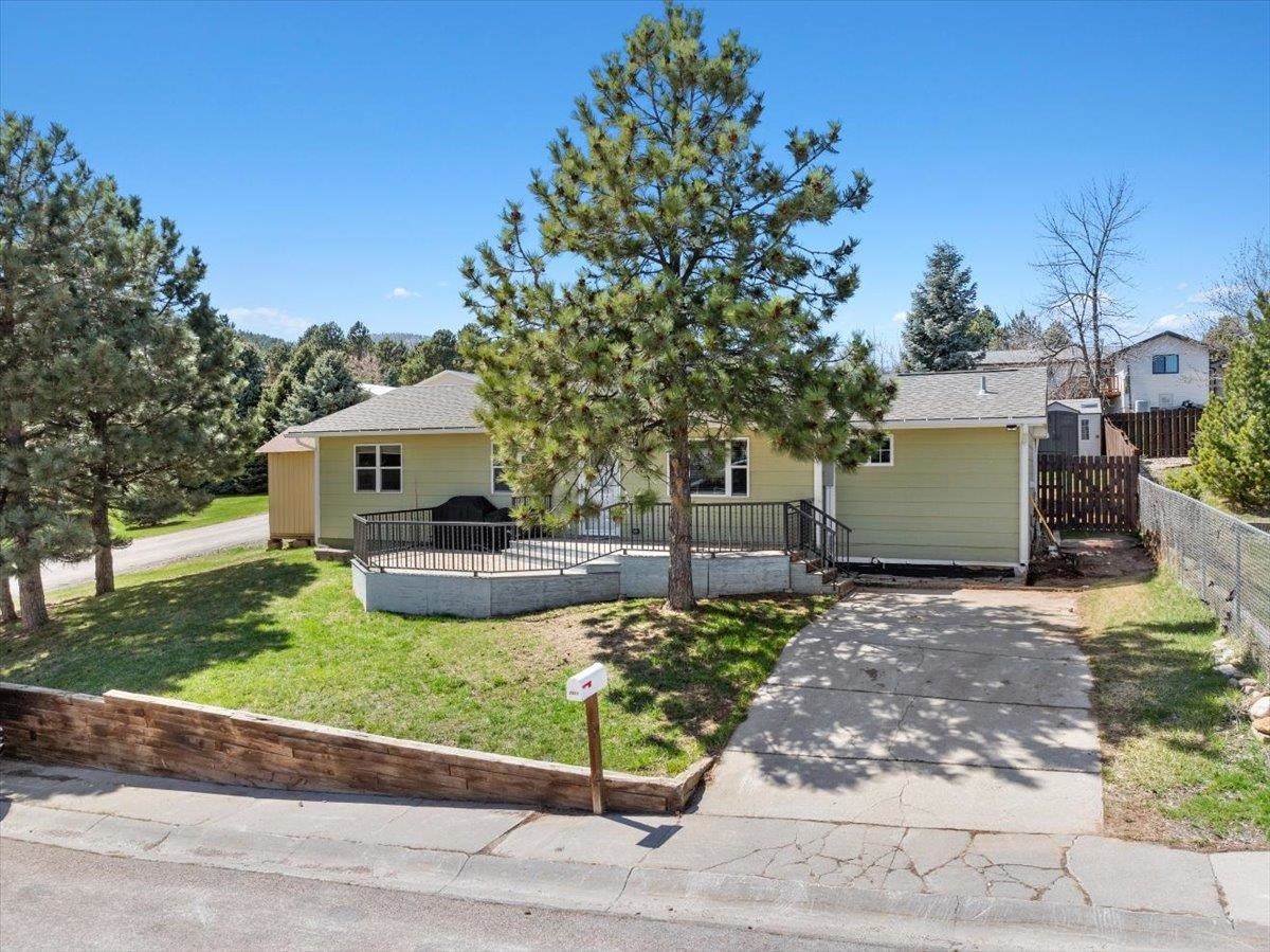 2921 1st Avenue - Photo 1
