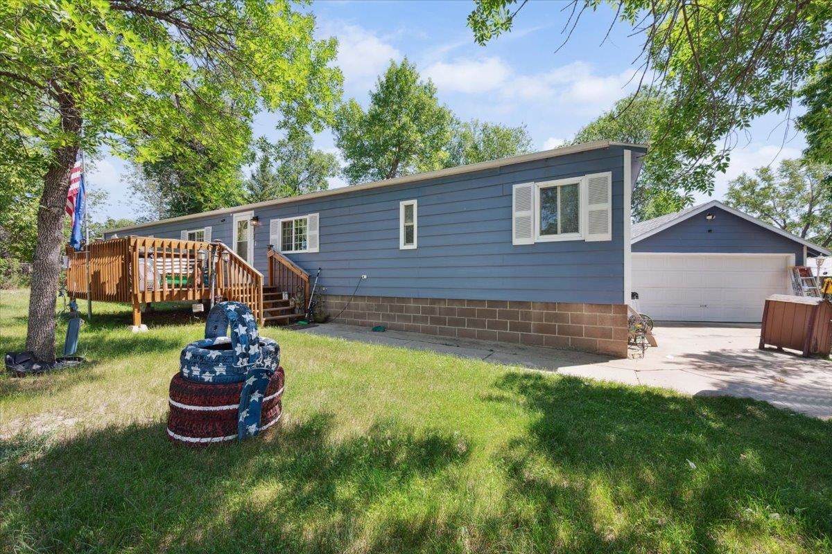 1512 Sharp Dr - Photo 1
