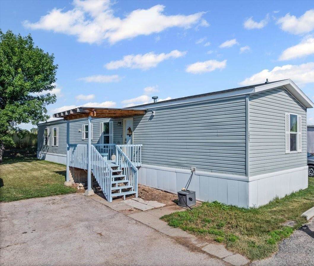 125 Grandview Drive - Photo 1