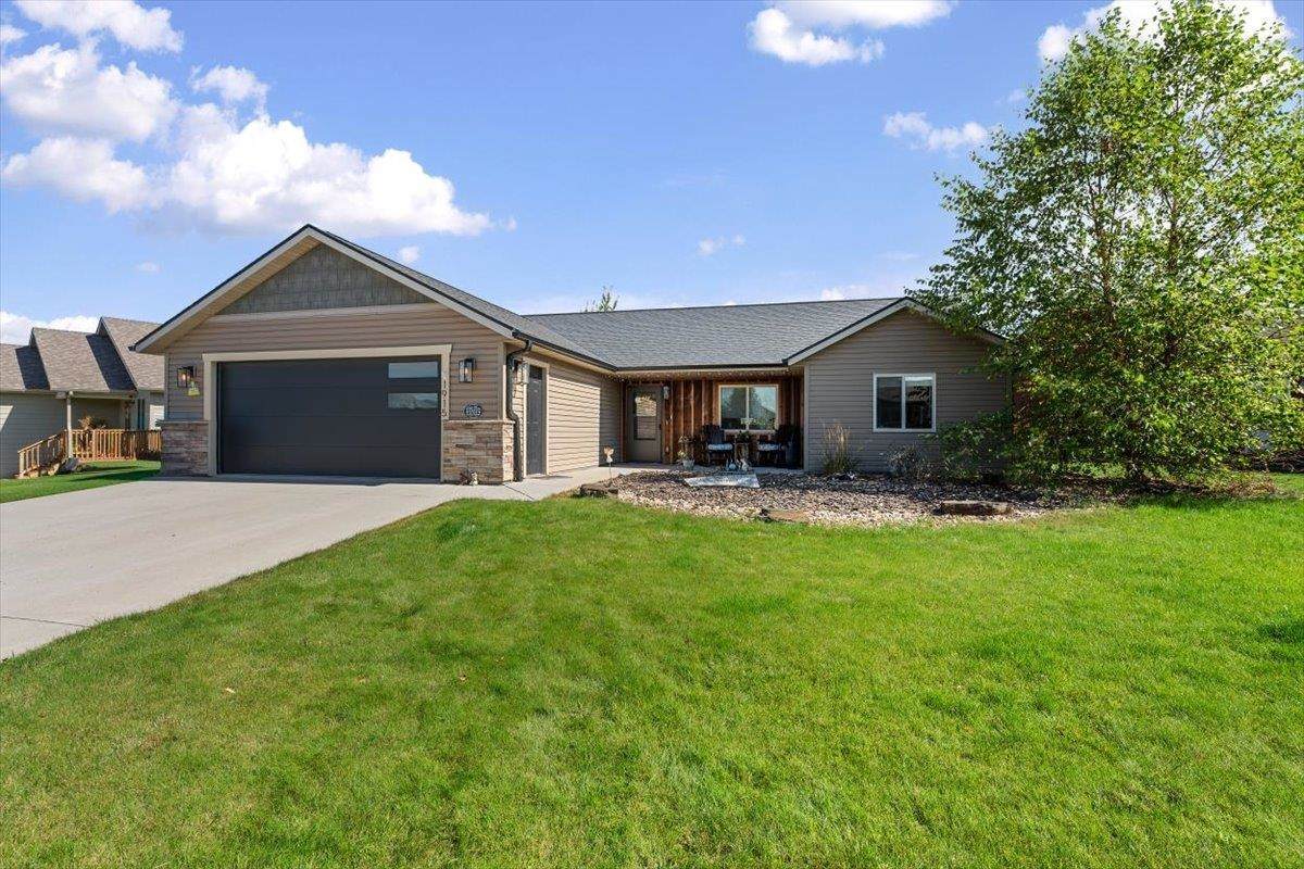 1915 Absaroka Street - Photo 1