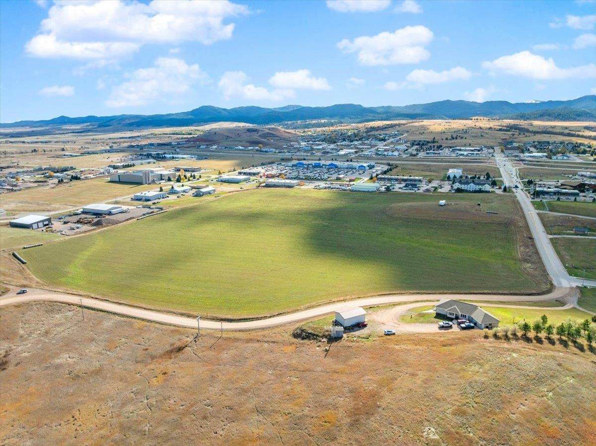 625 27th Street - Photo 1