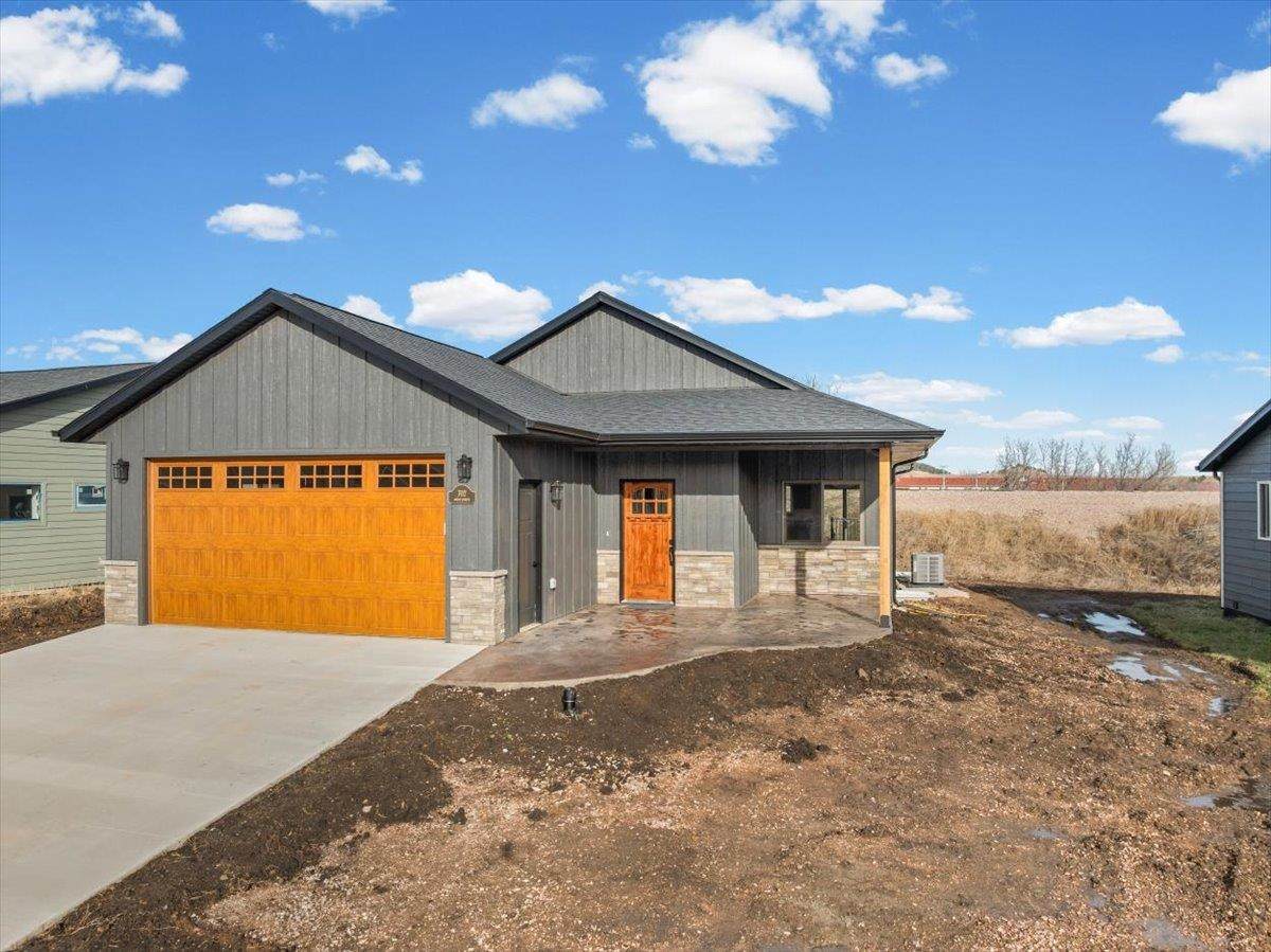 702 South Street - Photo 1