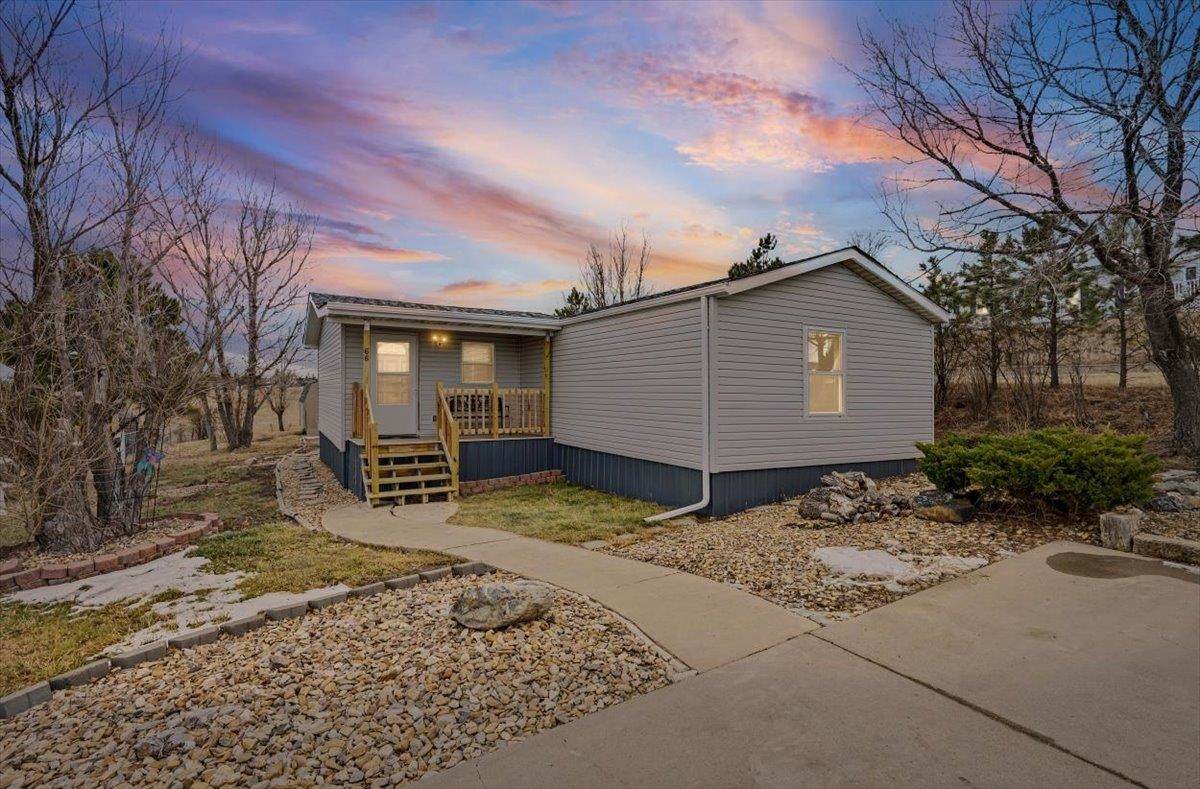 314 Summit Street - Photo 1