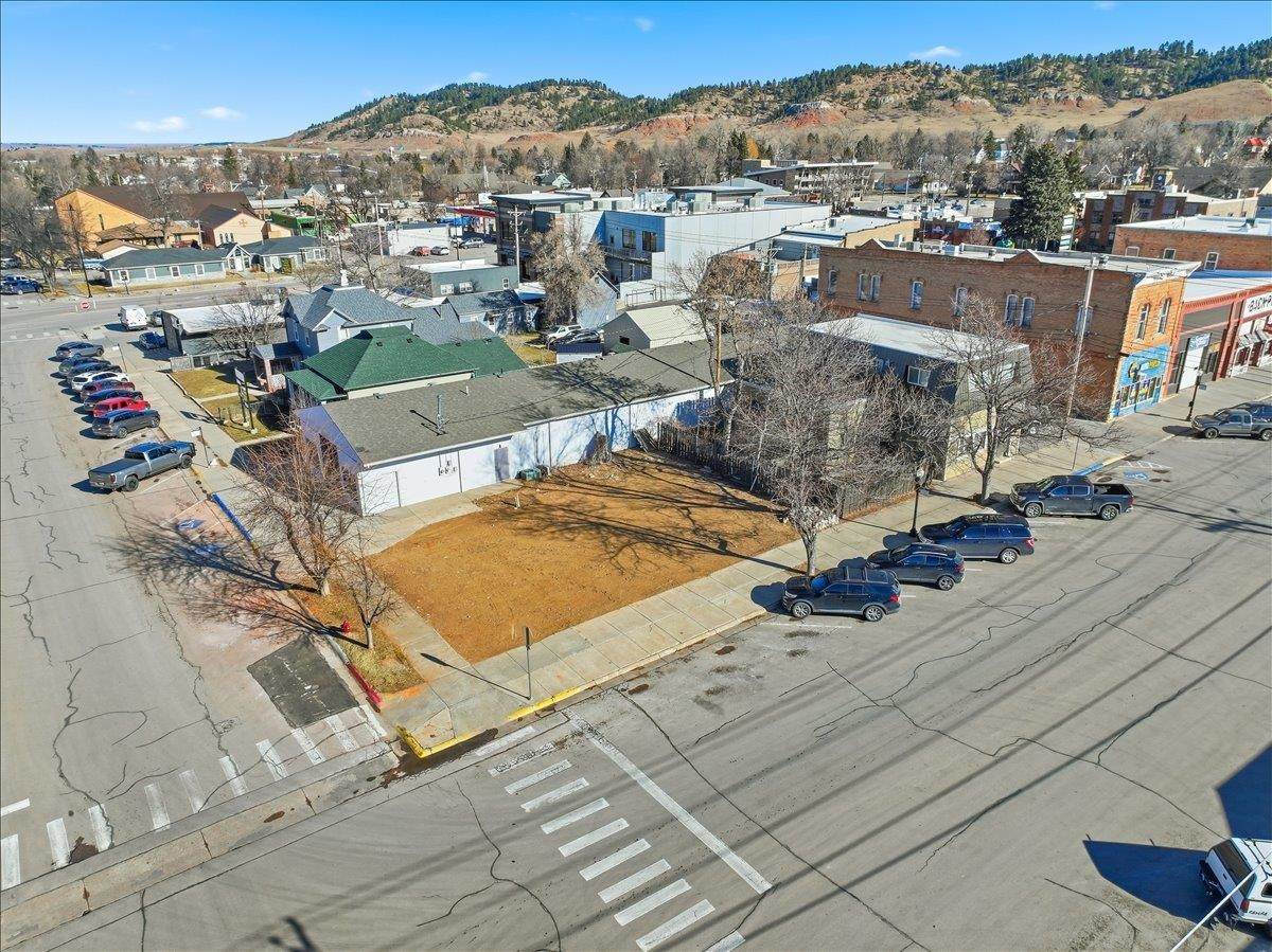 146 Illinois Street - Photo 1