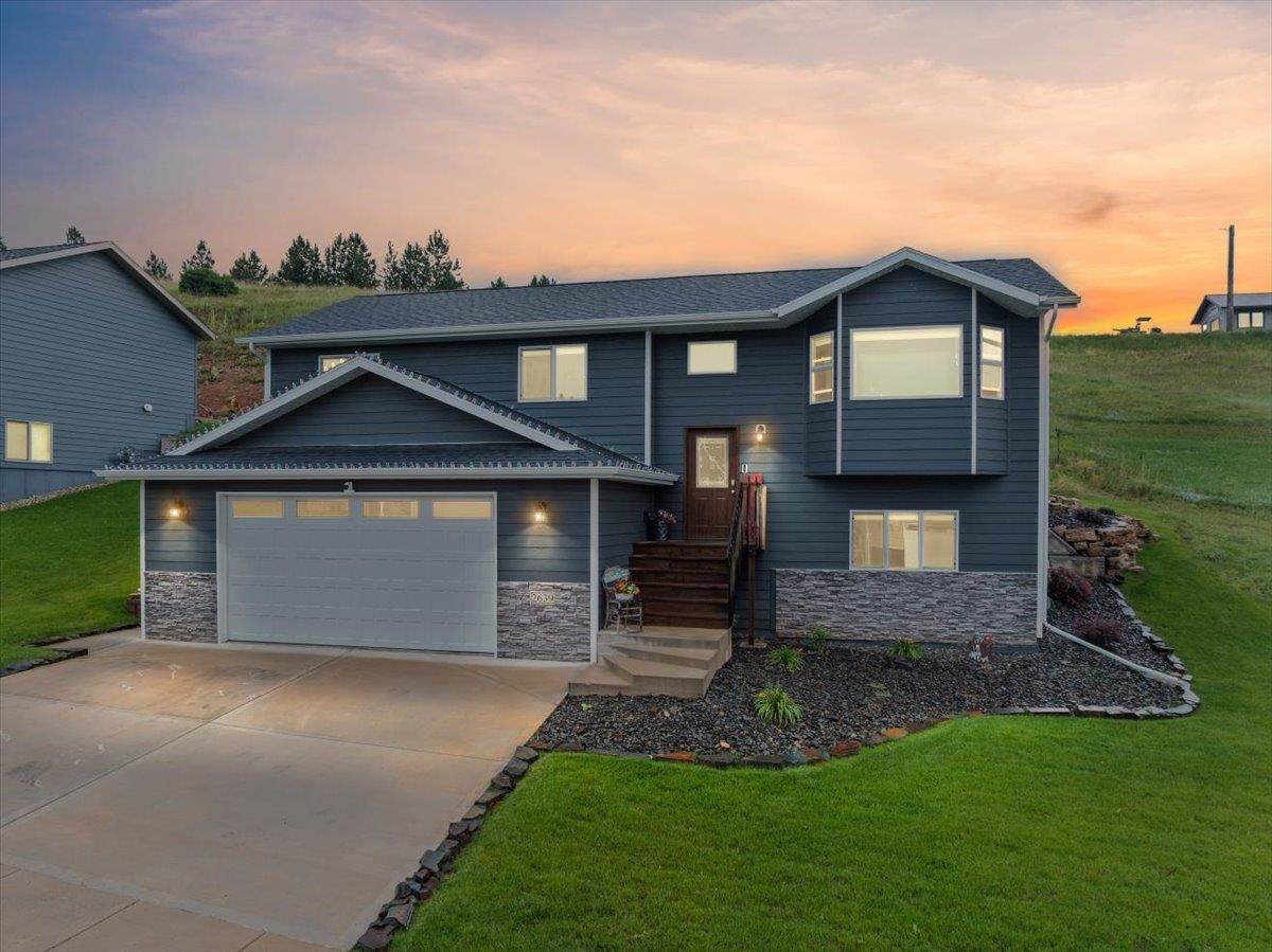 2639 Meadows Drive - Photo 1