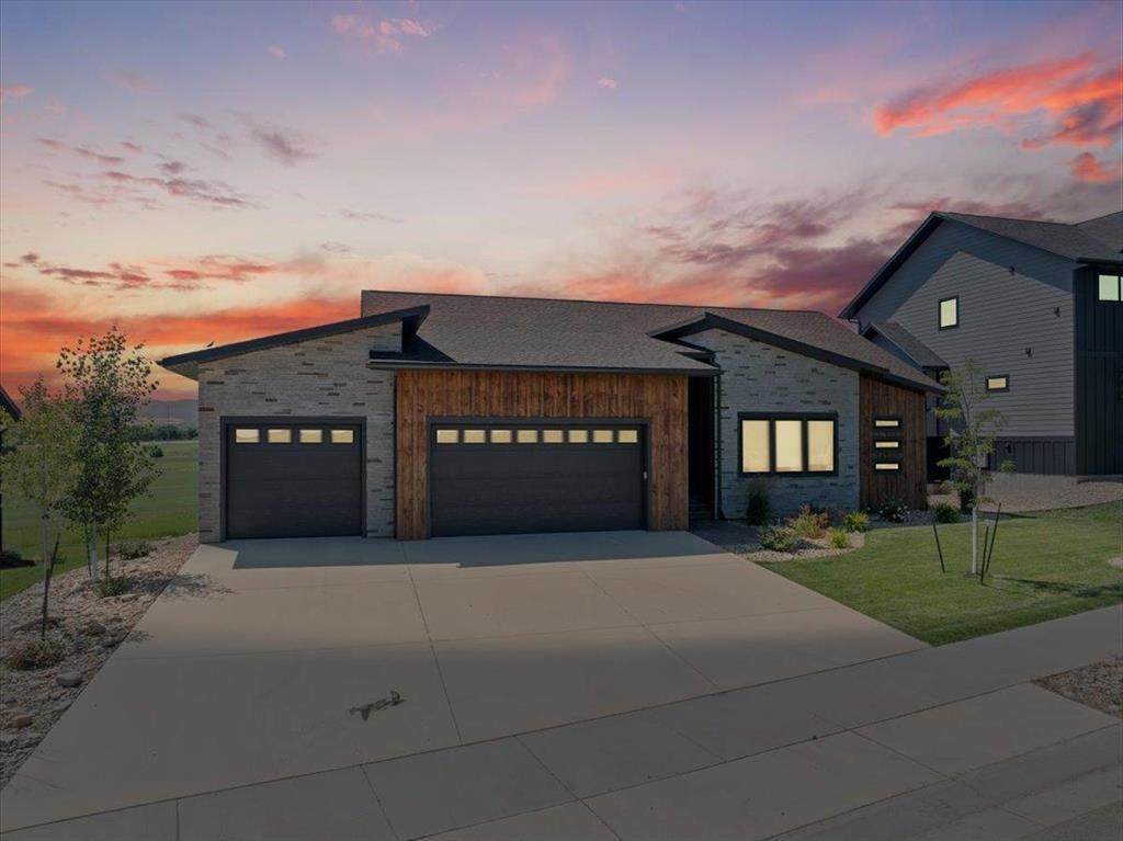 7745 Brooks Loop - Photo 1