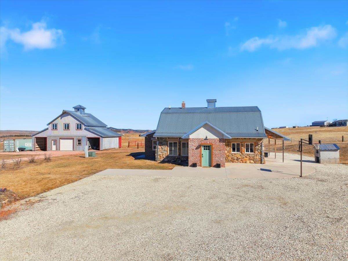 19746 Hunter Road - Photo 1