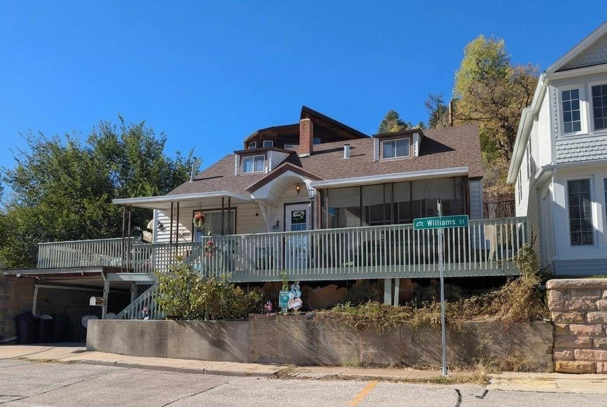 424 Williams Street - Photo 1