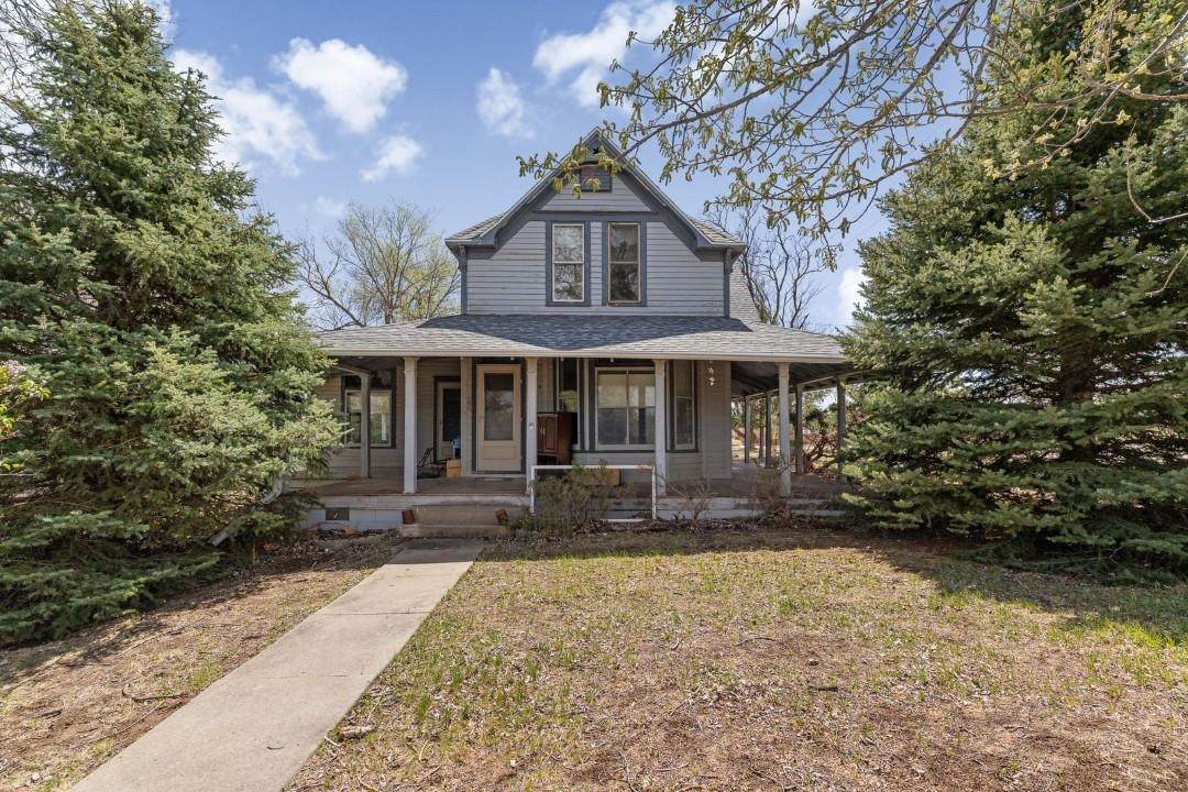 1645 Washington Avenue - Photo 1