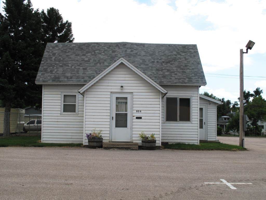924 Main Street - Photo 1