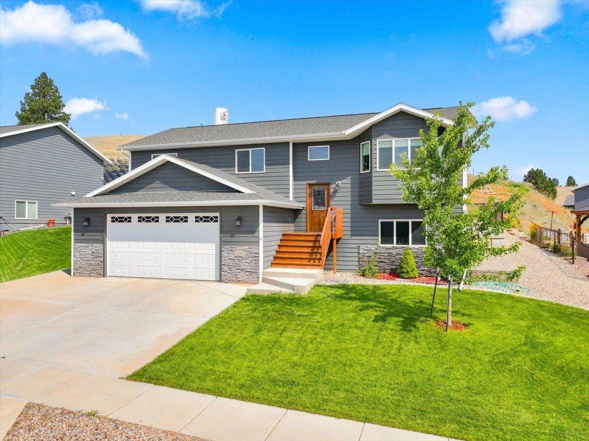 2681 Meadows Drive - Photo 1