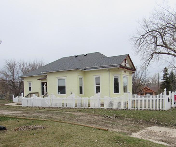 810 Kingsbury - Photo 1