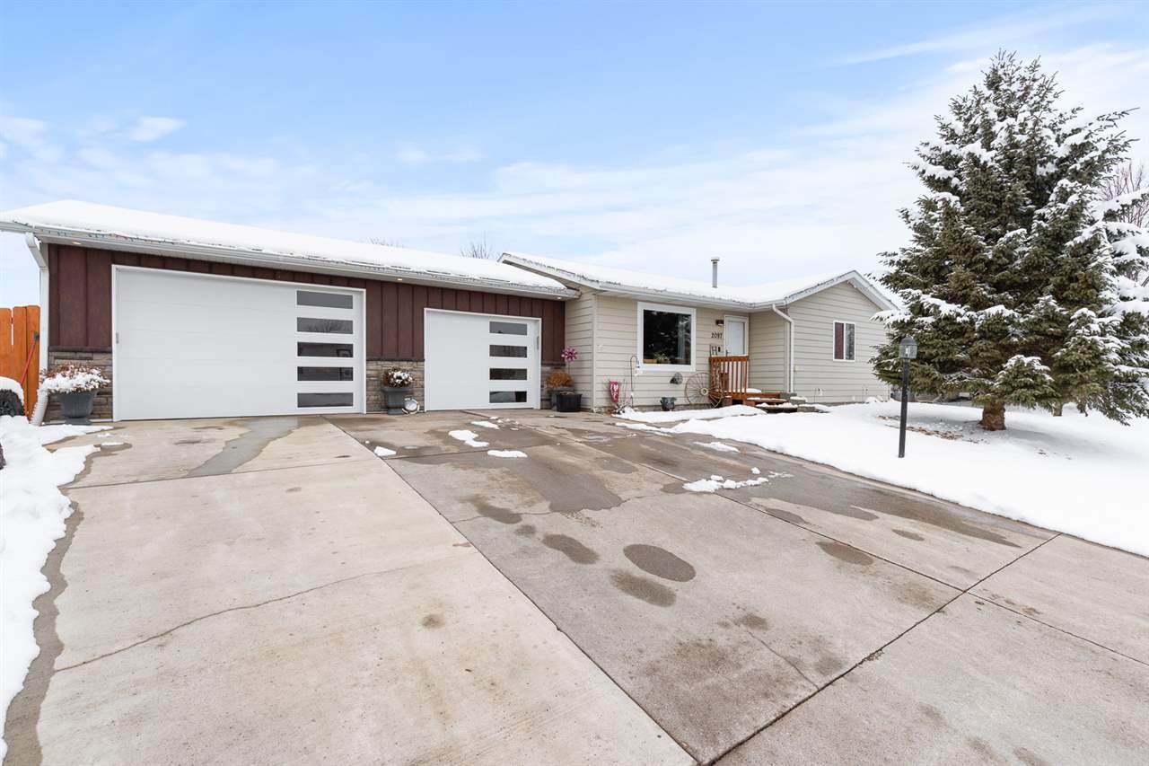 2097 Meadow Lane - Photo 1