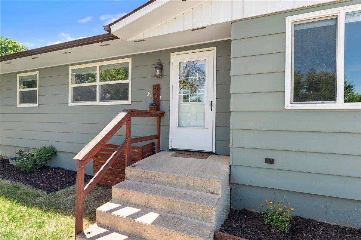 210 Tulsa Drive - Photo 1
