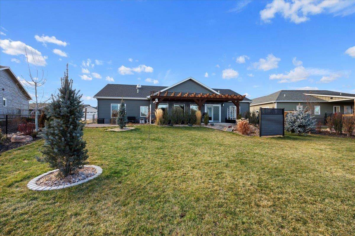 4000 Pintlar Avenue - Photo 1