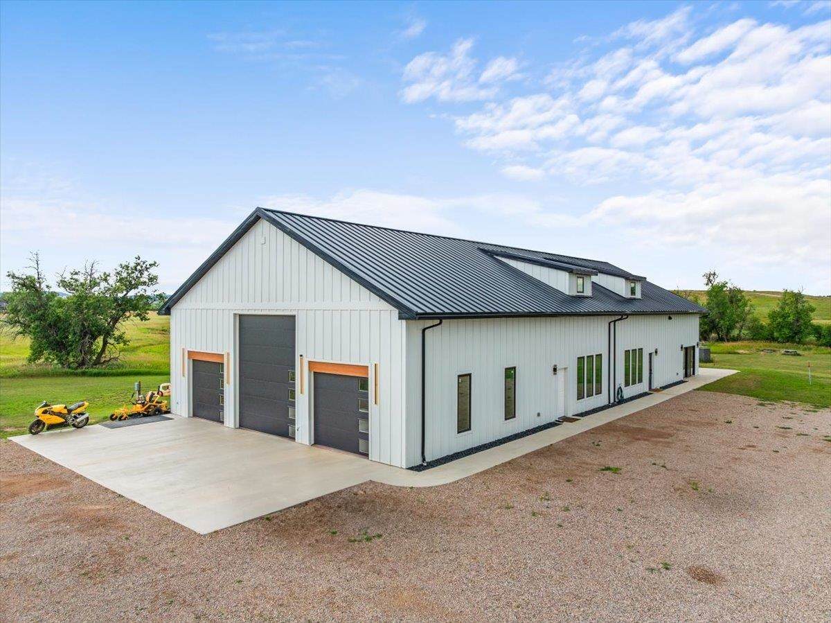 10734 Hay Creek Road - Photo 1