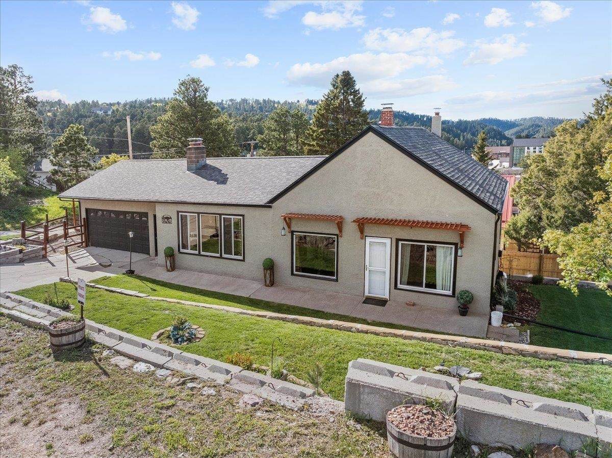 311 May Street - Photo 1