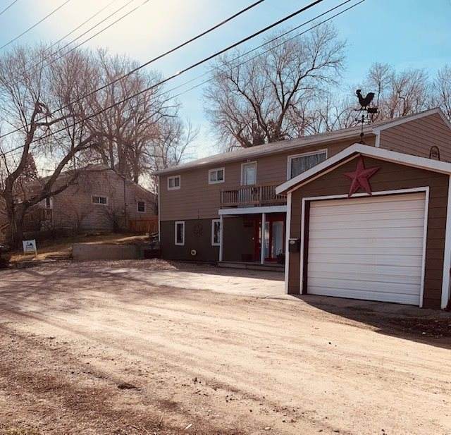 919A Lawrence Street - Photo 1