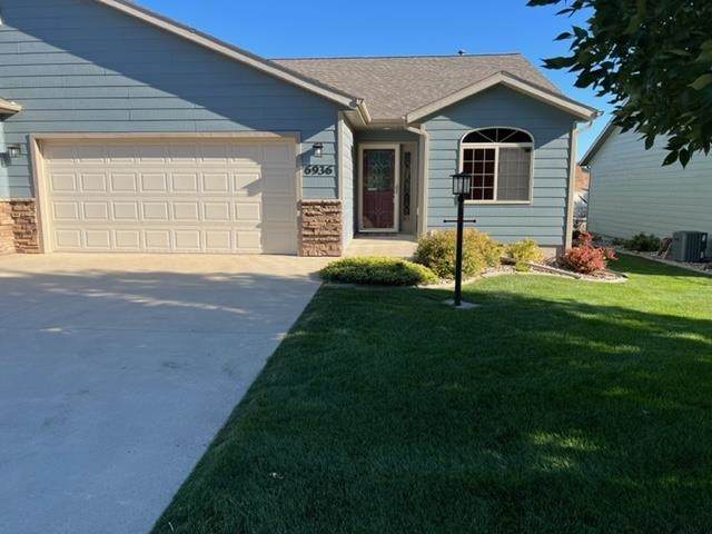 6936 Emerald Heights Road - Photo 1