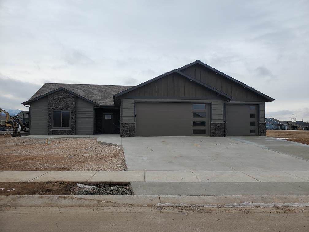 3927 Powder River Ave - Photo 1