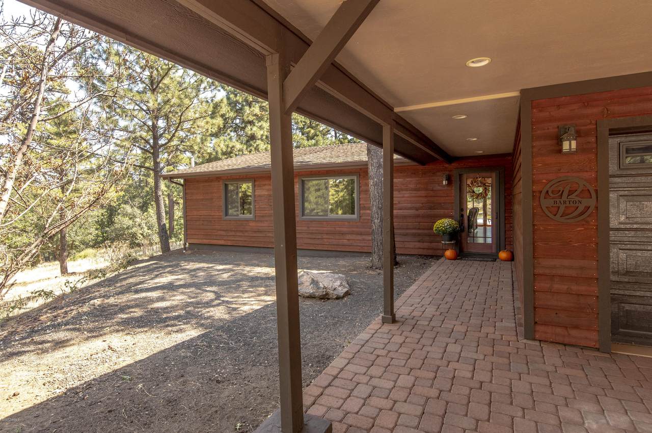 5400 Lindsey Road - Photo 1