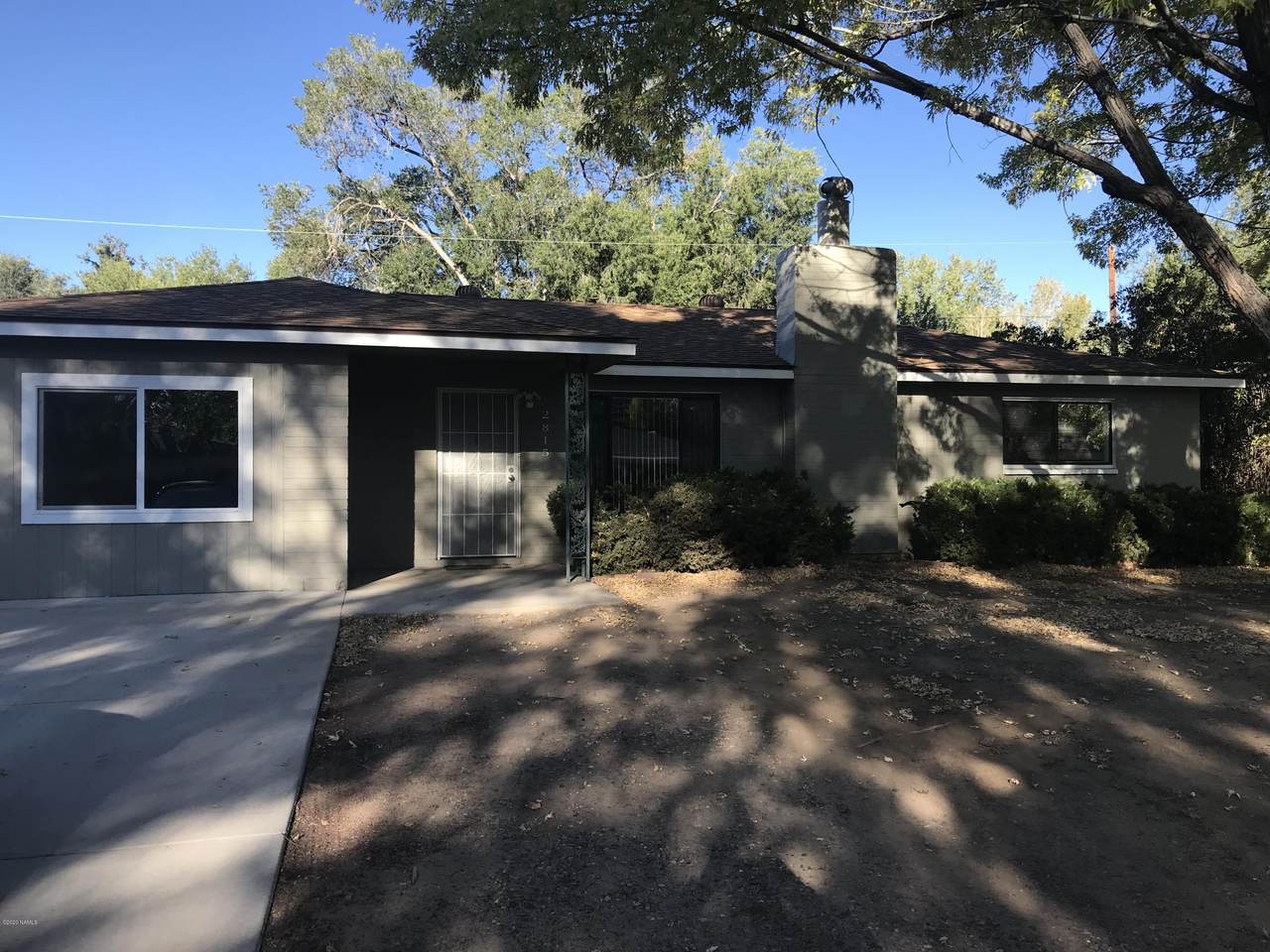 2815 Steves Boulevard - Photo 1