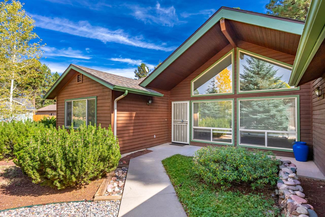 2200 Majestic Road - Photo 1