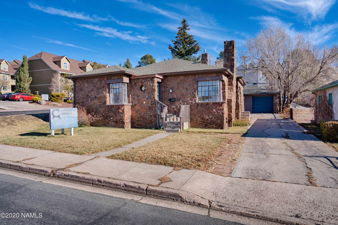 922 Beaver Street - Photo 1