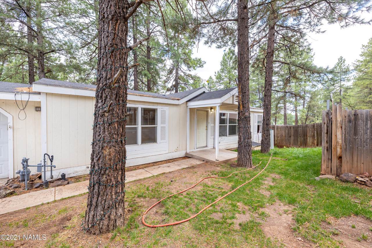 2051 Topeka Avenue - Photo 1