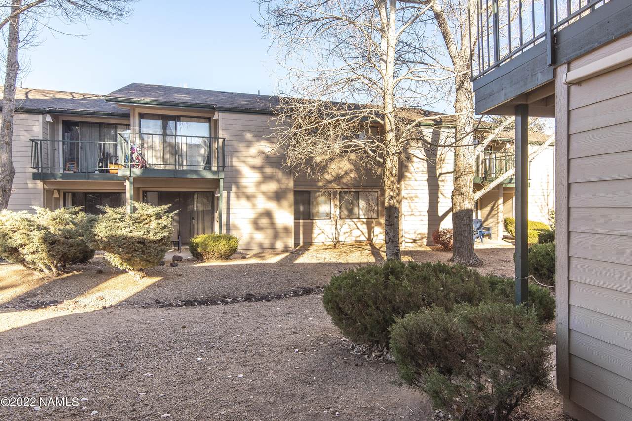 3200 Litzler Drive - Photo 1