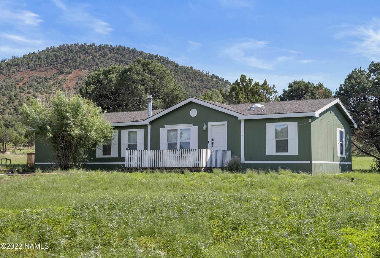 1184 Birchwood Drive - Photo 1